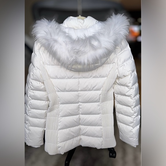 NEW WHITE GUESS JACKET, NEVER WORN - Picture 3 of 6